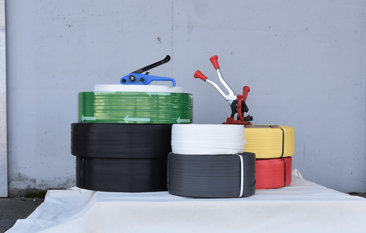 Trake za vezanje tereta s alatima